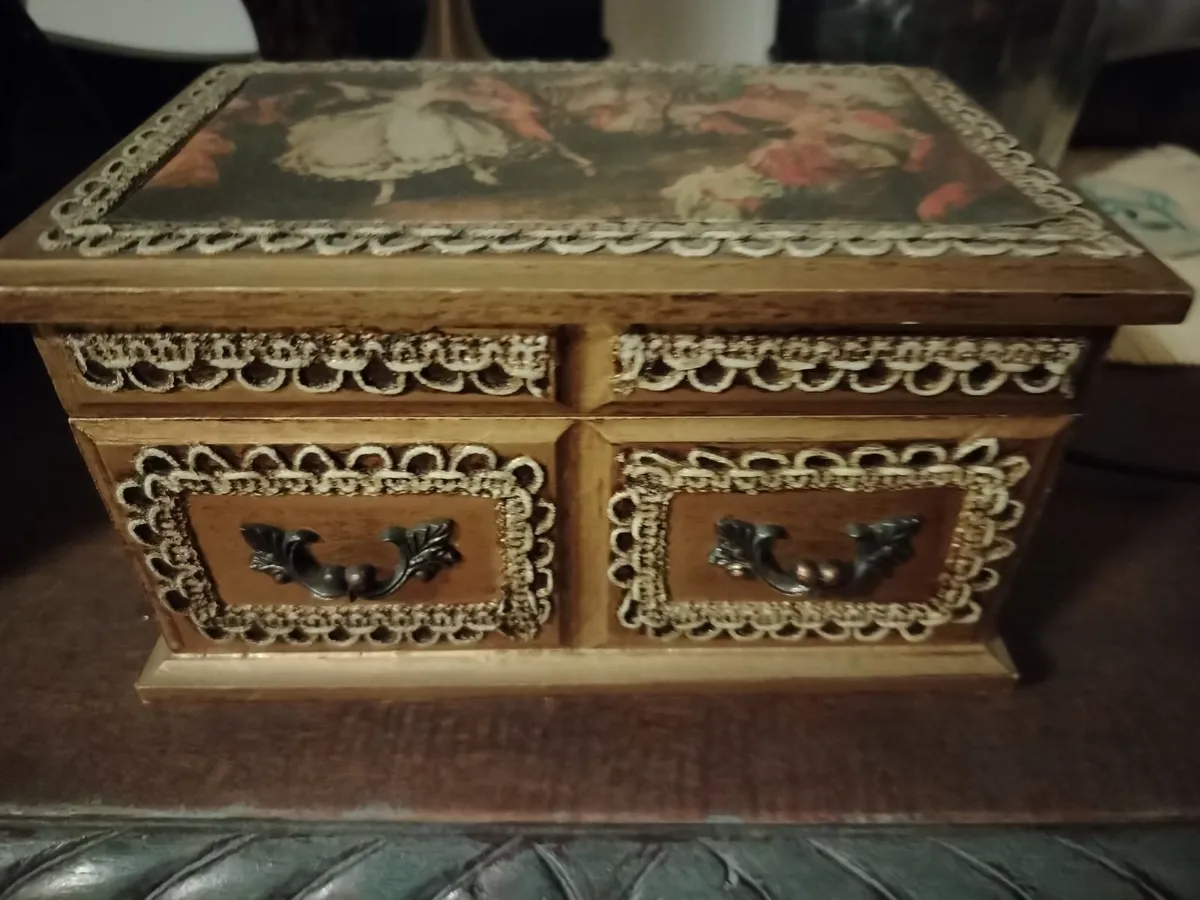 Vintage wooden box - Image 3