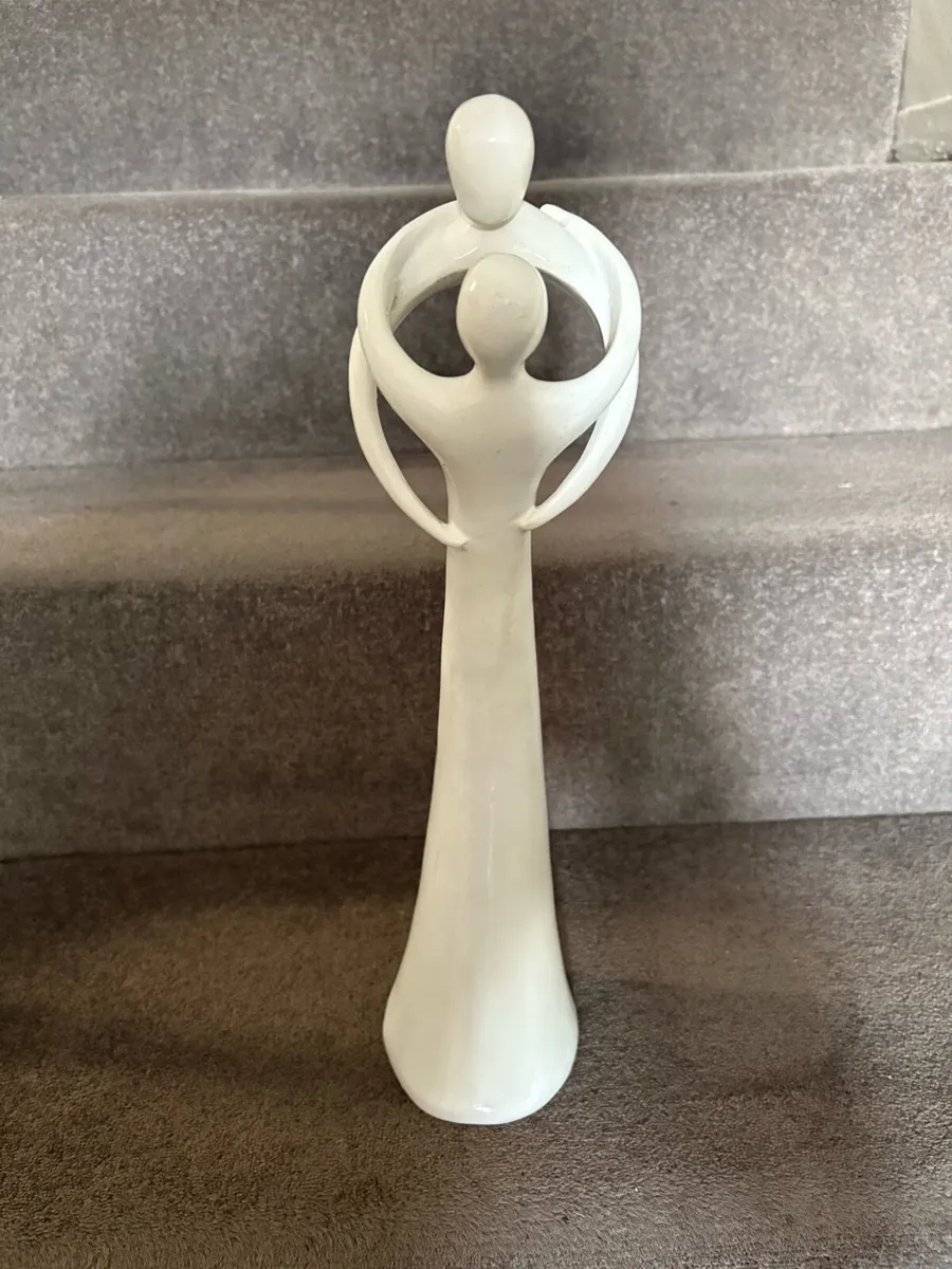Tall Couple Figurine - Image 4