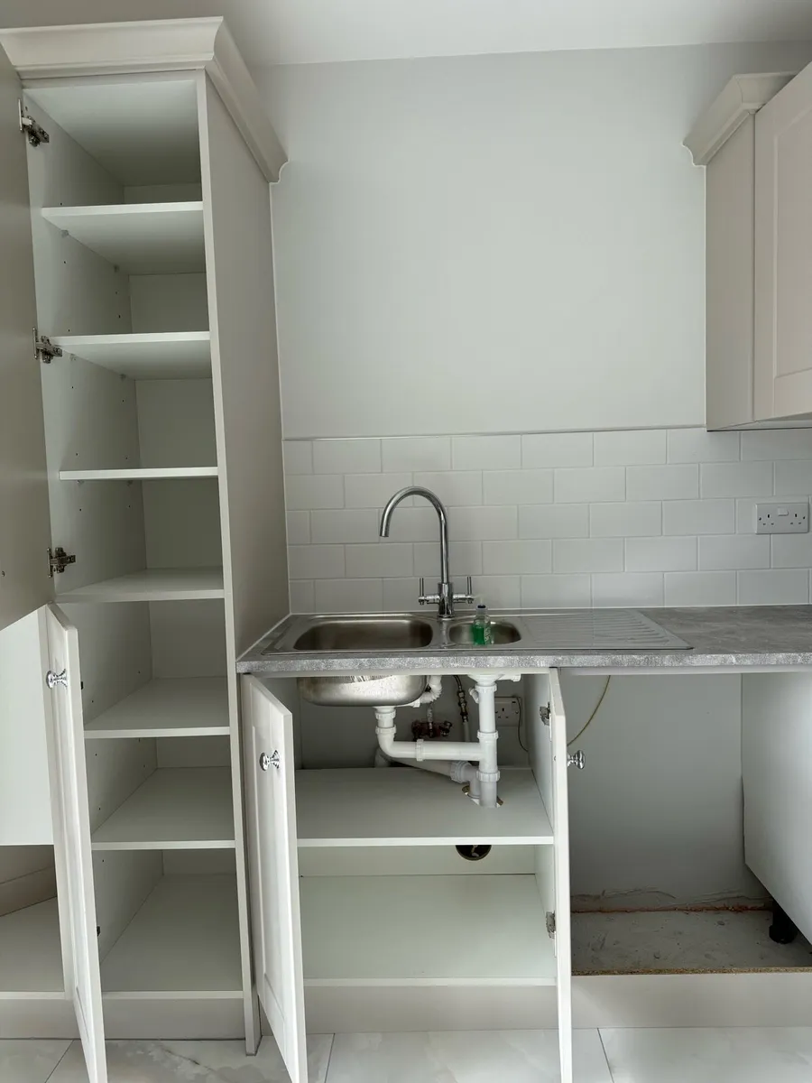 Brand new Kitchen - Image 4