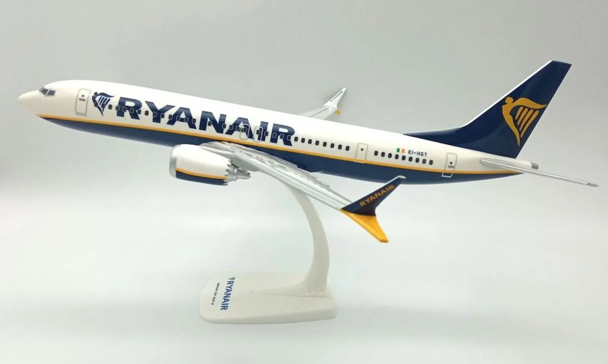Boeing 737- MAX 8 - Ryanair EI-HGT Free Post - Image 1