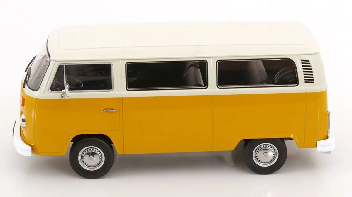 Volkswagen T2b Minibus 1971 - 1/18 - New in Box - Image 4