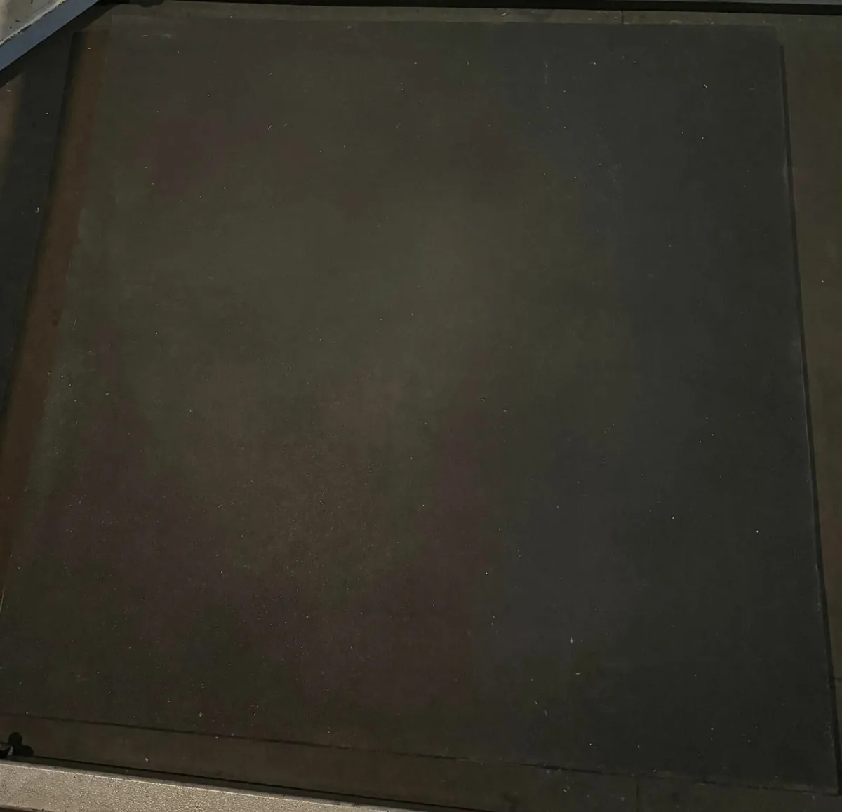 HEAVY DUTY 20MM THICK RUBBER GYM FLOOR MATS 1M X1M - Image 2