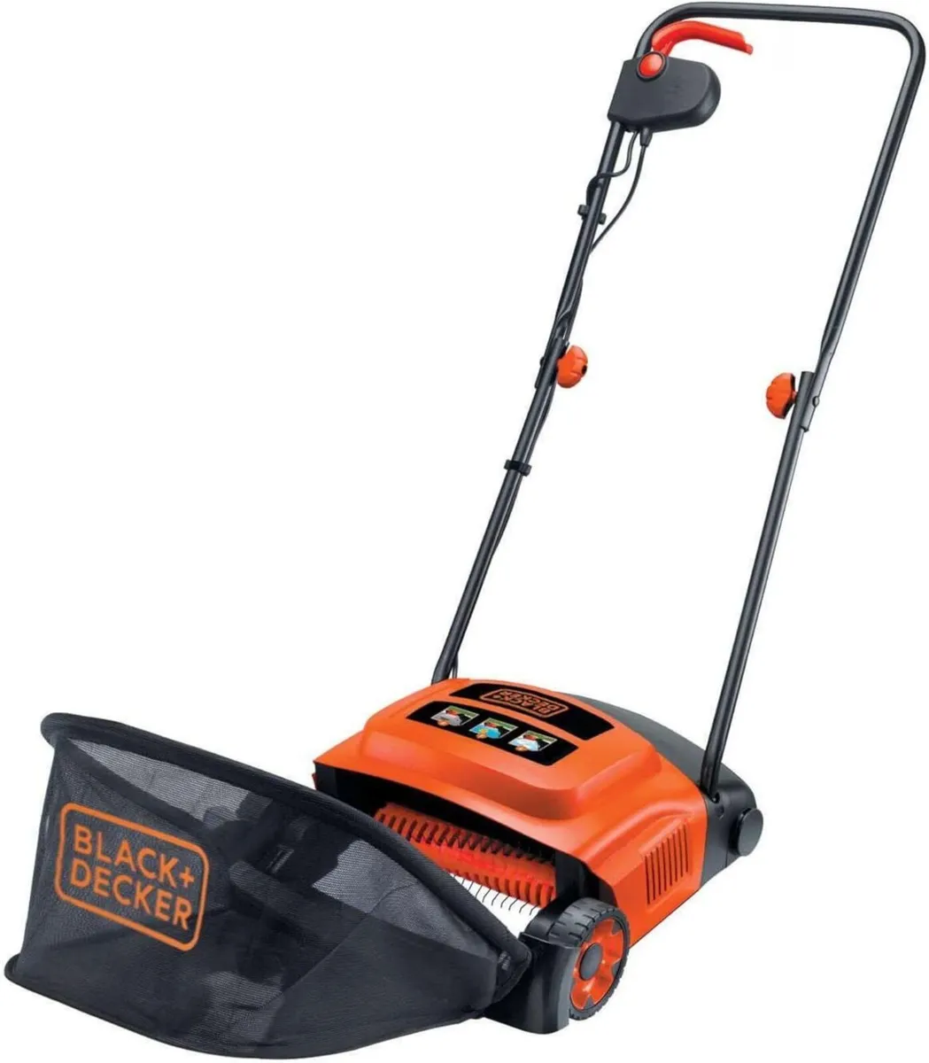 Lawn Raker 600W Adjustable Height Scarifier - Image 1