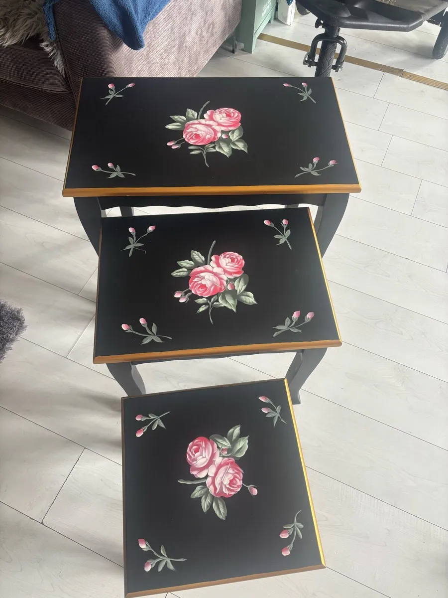 Set of three coffee tables black new - Image 2