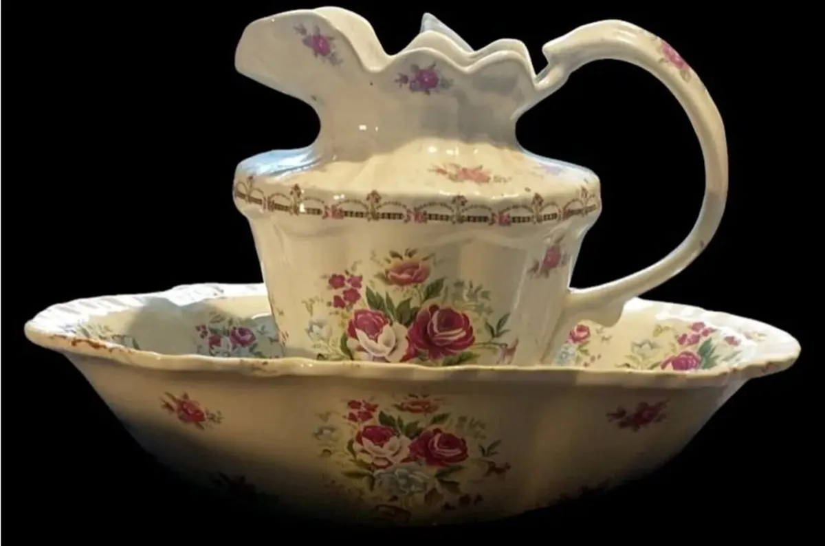Antique Victorian Ceramic Wash Jug & Basin Set - Image 4