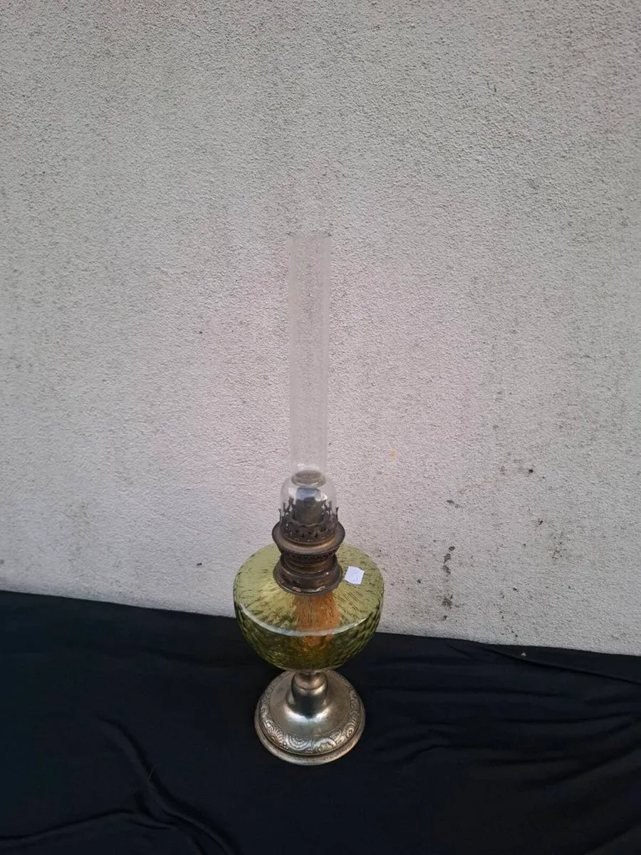 Glass working parafin lamp postage possible - Image 1