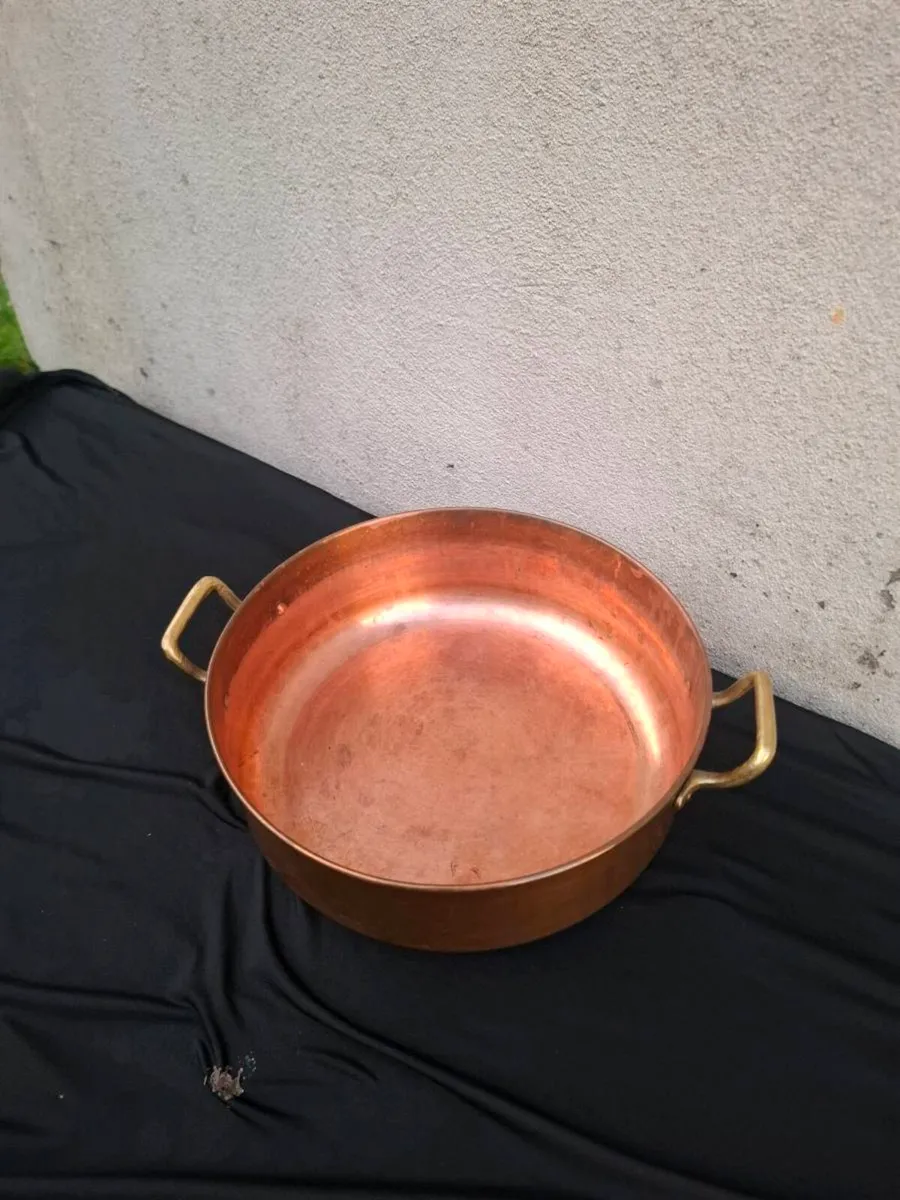 29cm copper pot postage possible - Image 1