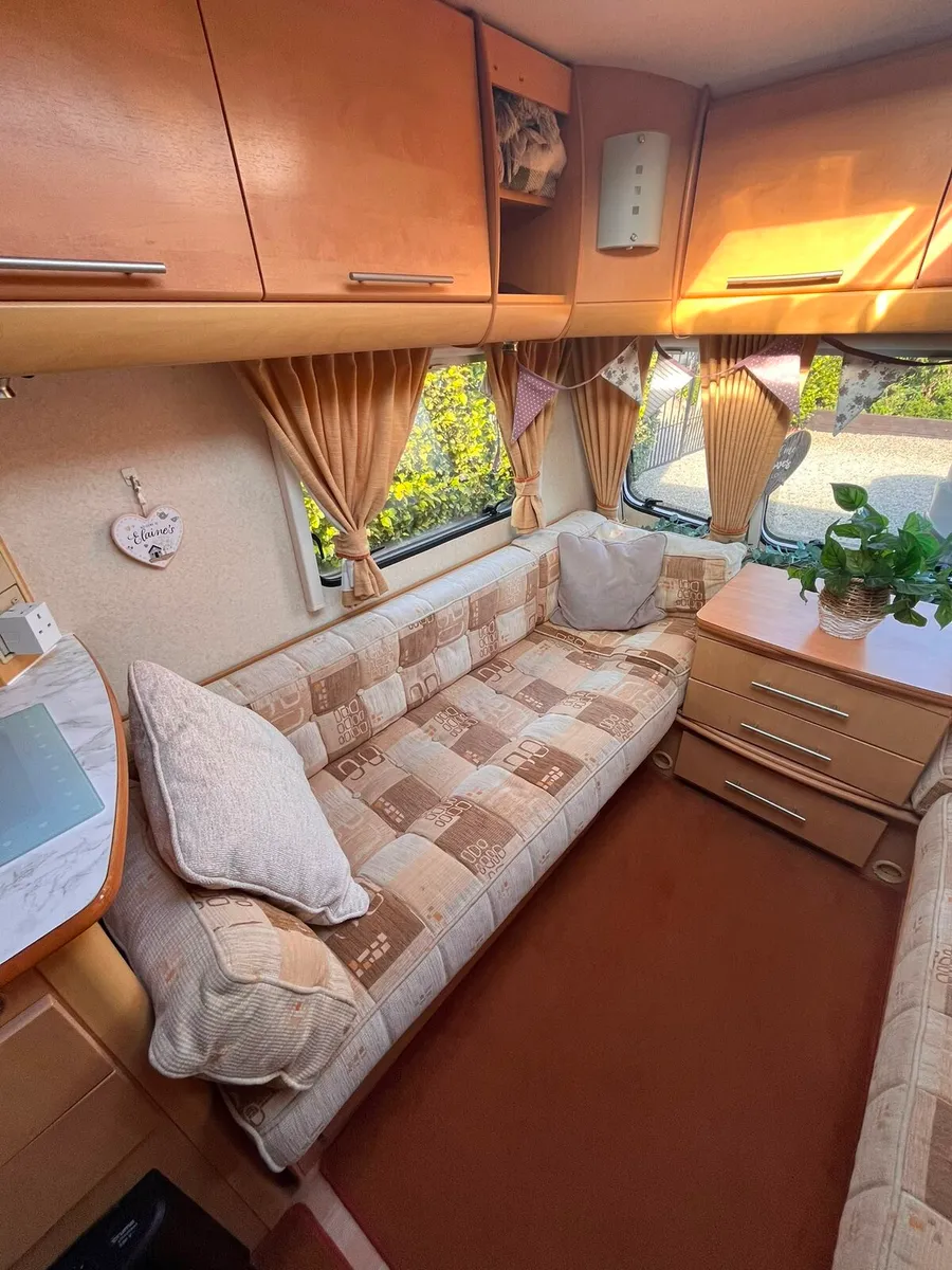 Caravan - Image 4