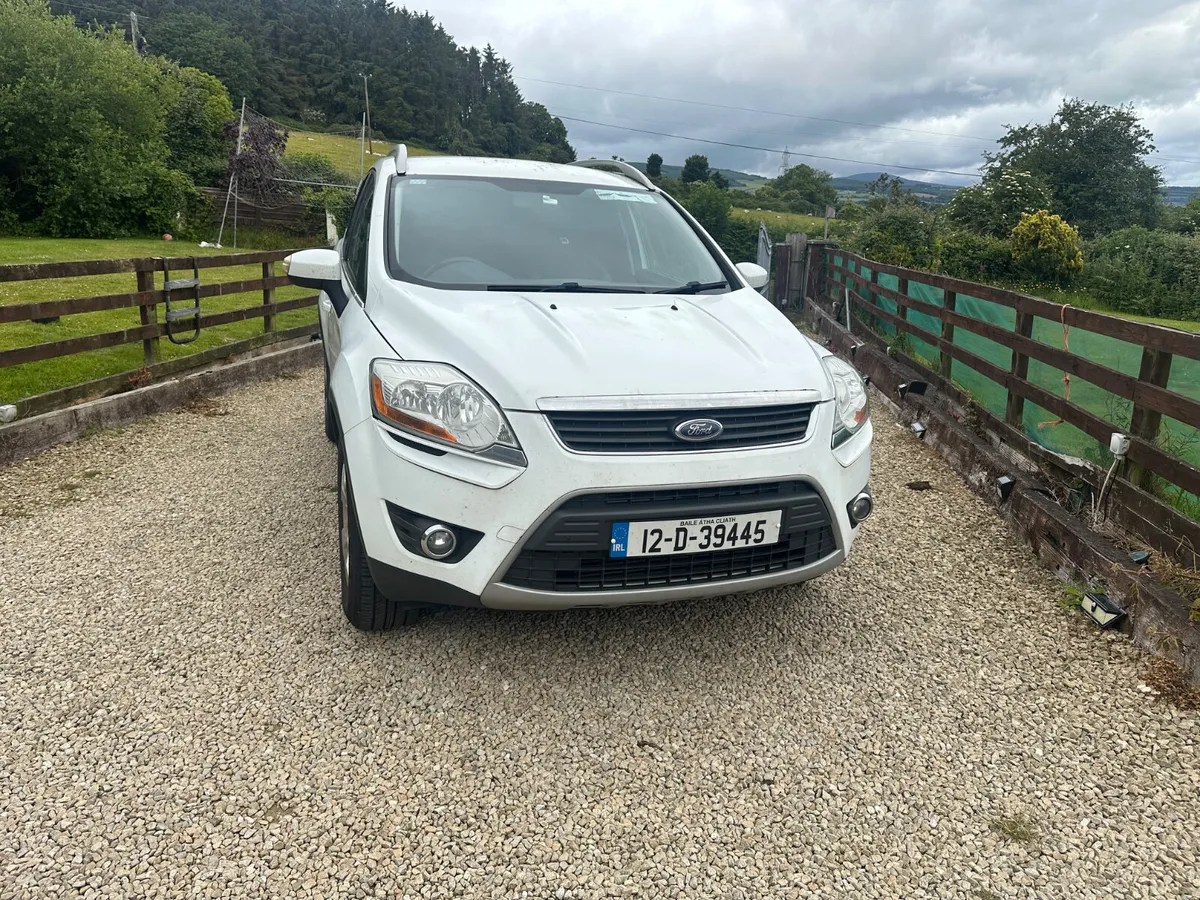 Ford Kuga 2 Seat Commercial 2012 - Image 2