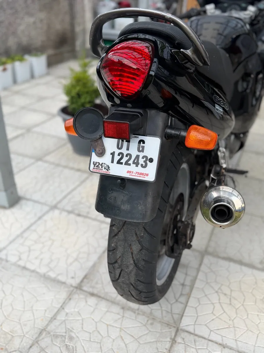 Suzuki GSXF600 - Image 4