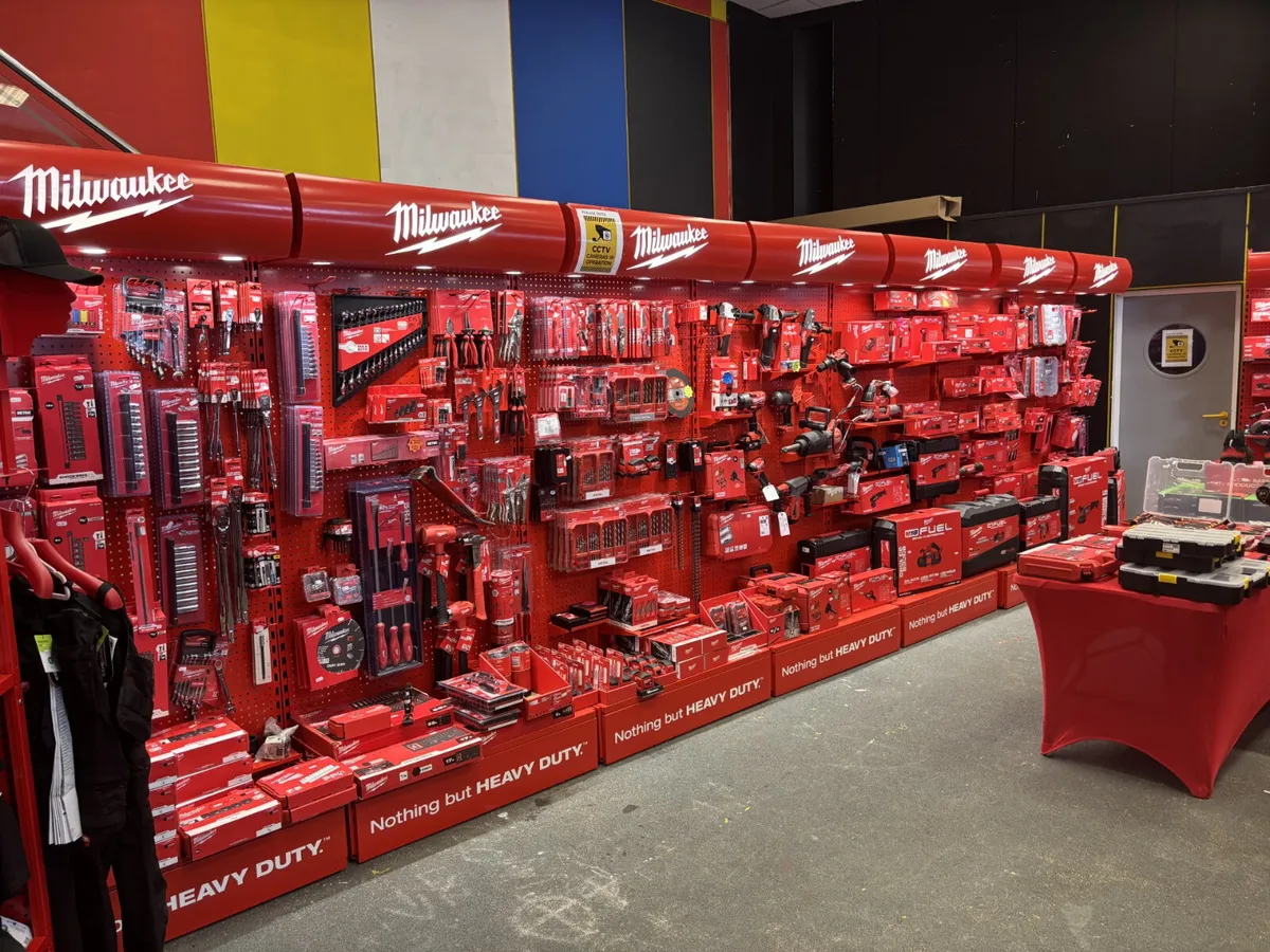 Milwaukee M18 Compact Transfer Pump - Image 2