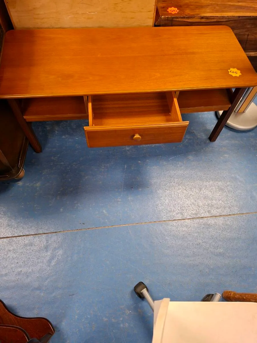 CONSOLE TABLE - Image 3