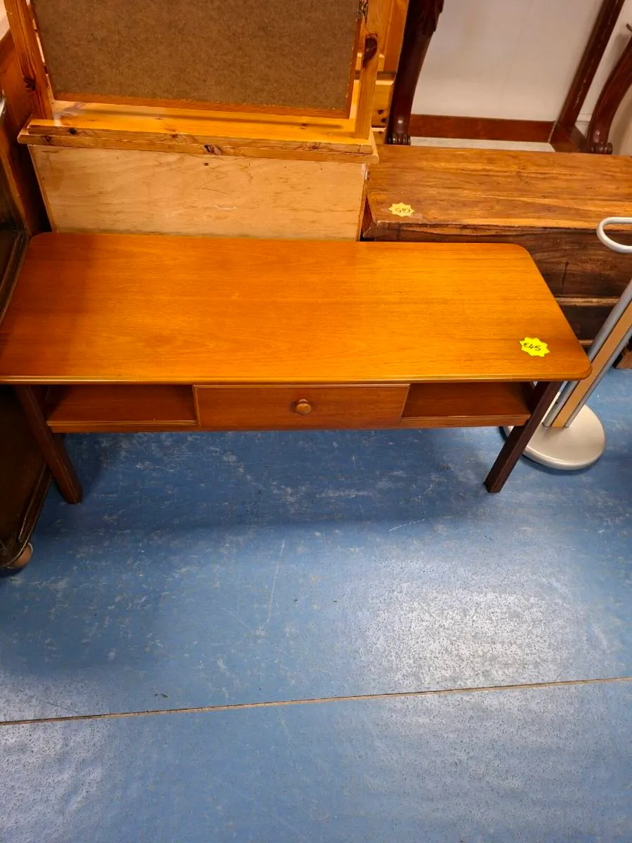 CONSOLE TABLE - Image 1