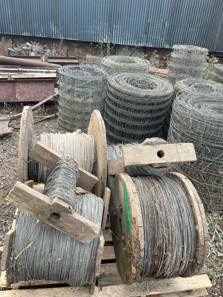 Sheep wire, high tensil wire and barbed wire - Image 2