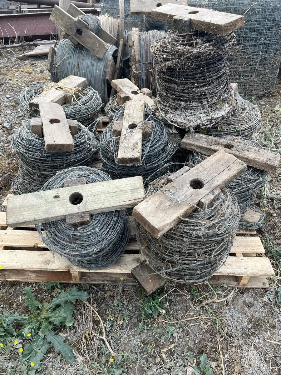 Sheep wire, high tensil wire and barbed wire - Image 3