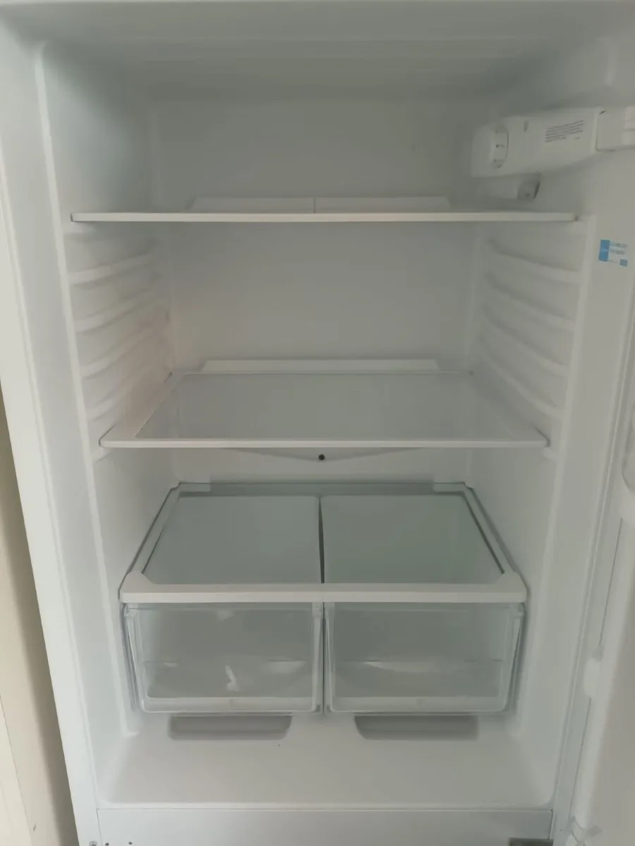 Fridge freezer - Image 2