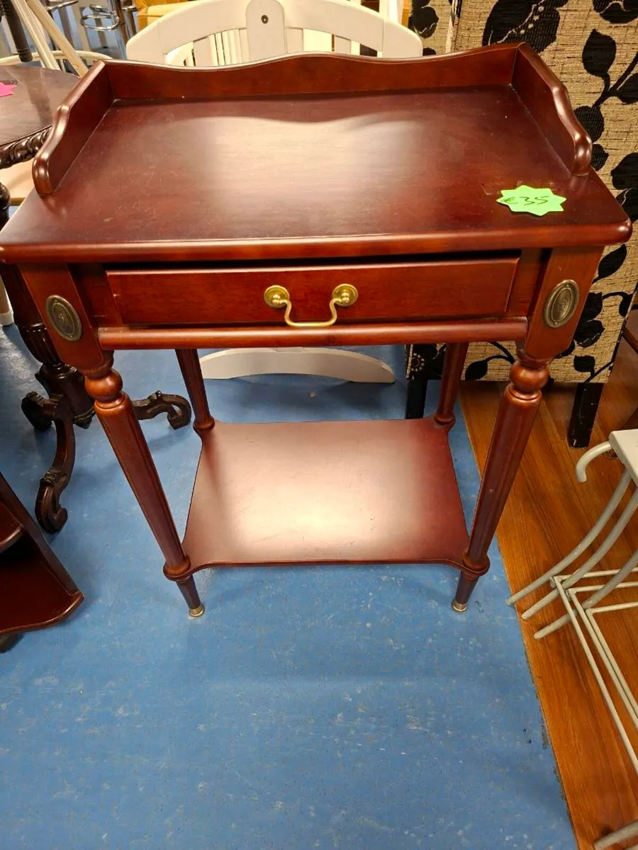 NIGHT STAND WITH GALLERY EDGE - Image 1