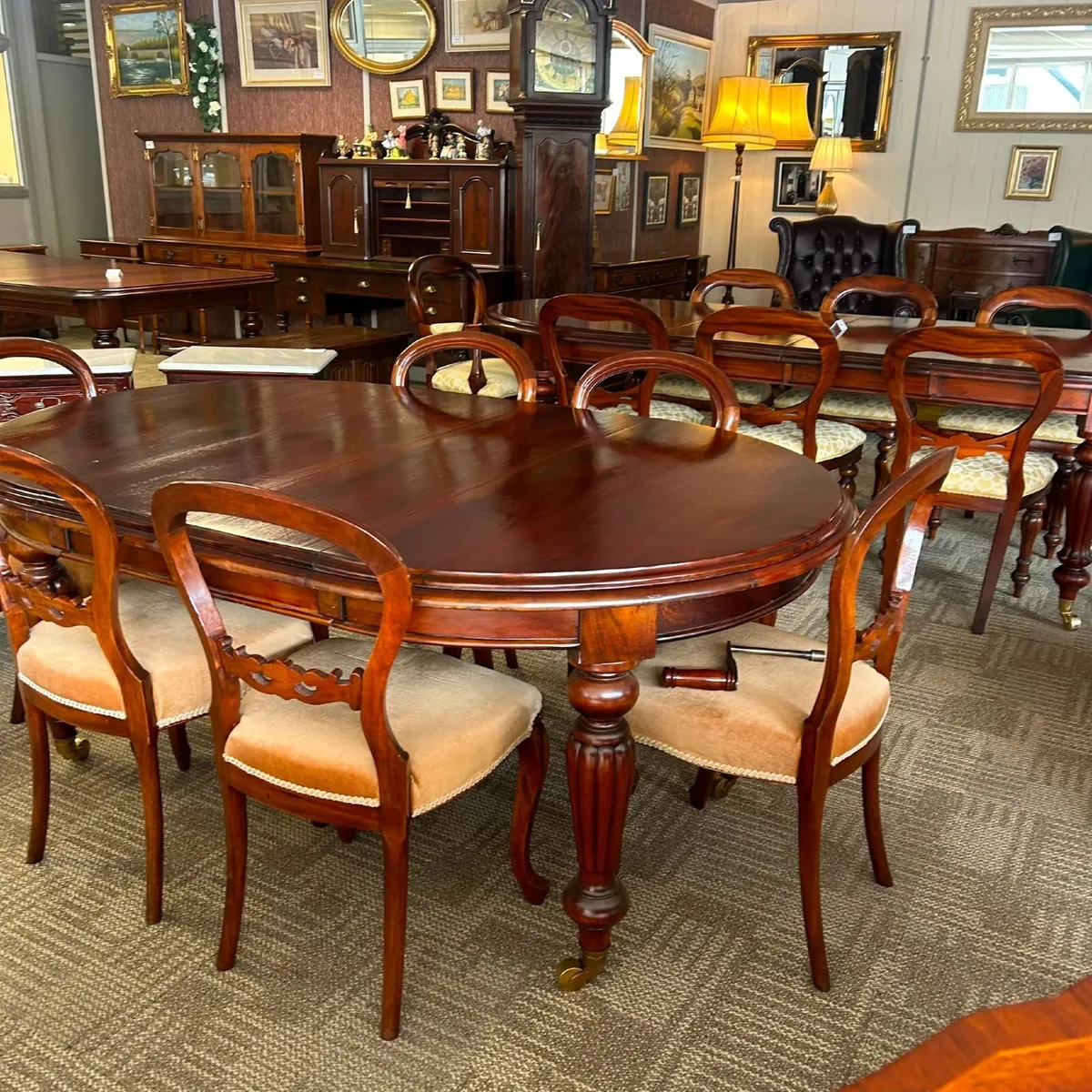 Victorian extending dining table with 6 chairs - Image 3