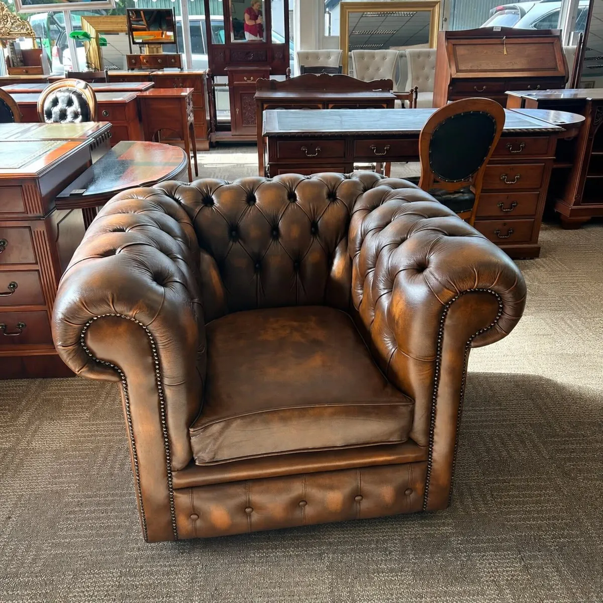 Preowned clubman roll back TAN leather Chesterfiel