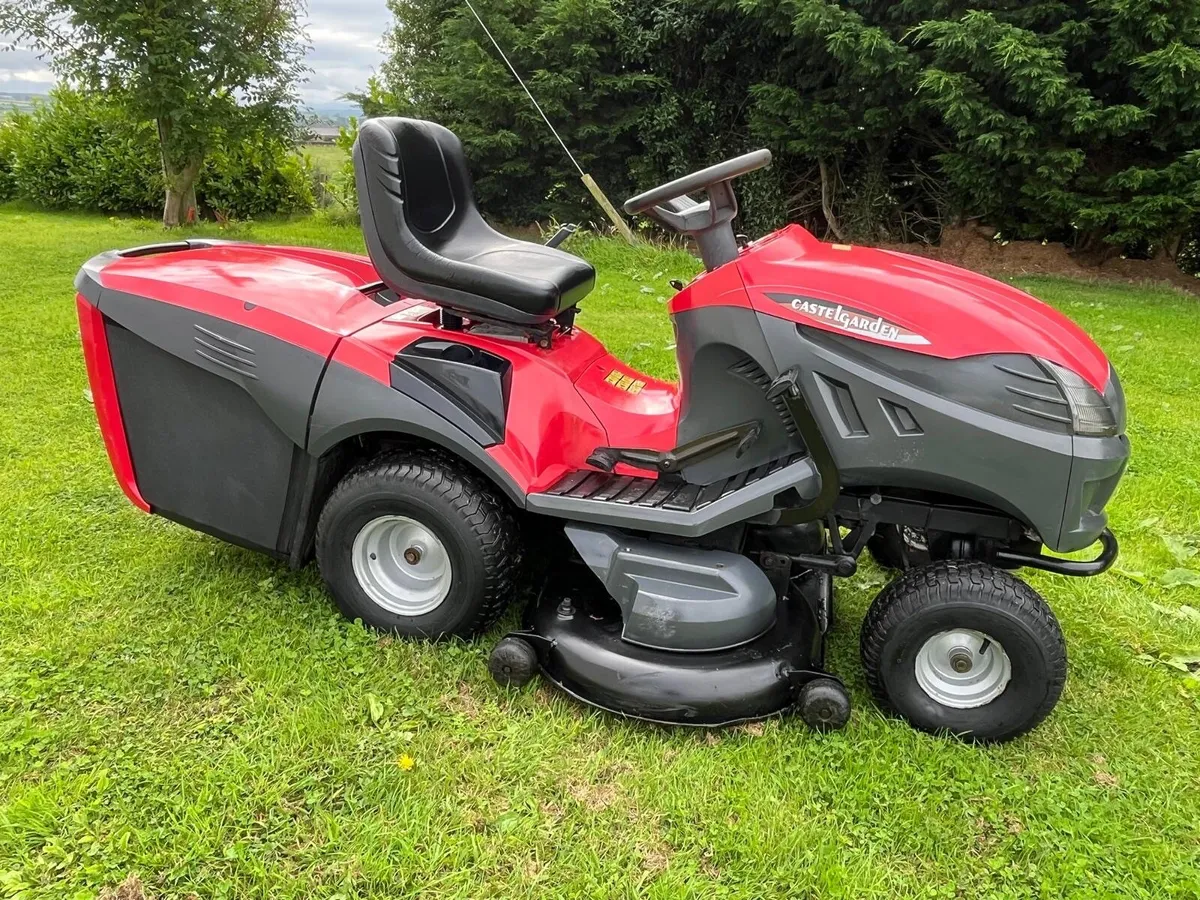 Castle garden 22hp 48inch cut ride on lawnmower - Image 4