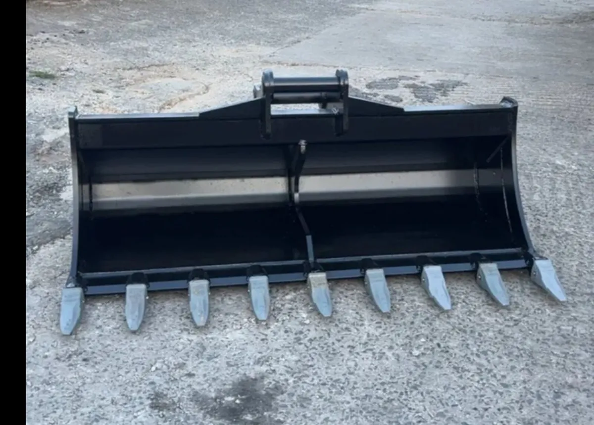 Digger Ditching Buckets - Image 1