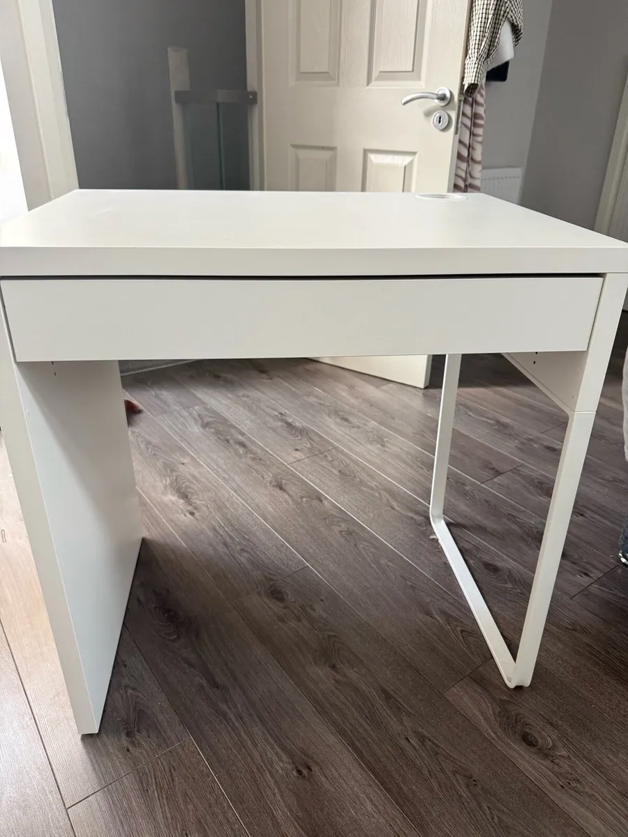 Desk - Image 1