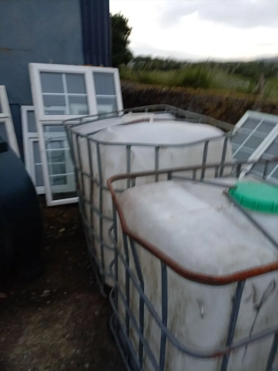 Oil tanks - Image 2