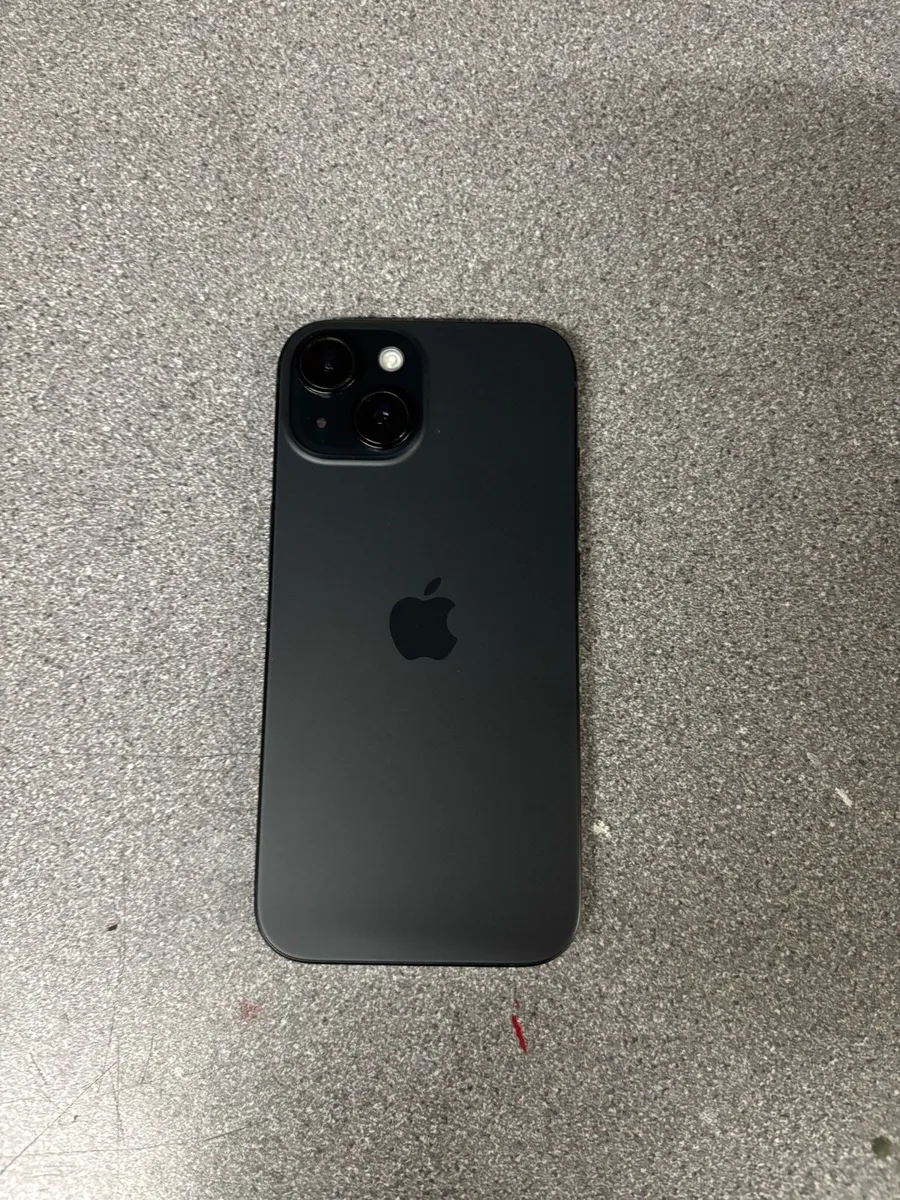iPhone 15 128gb unlocked - Image 3