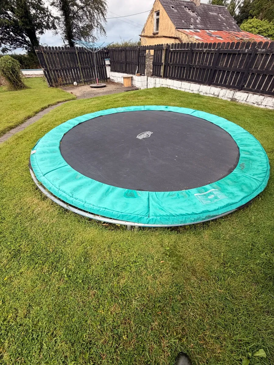 Berg In ground Trampoline - Image 2