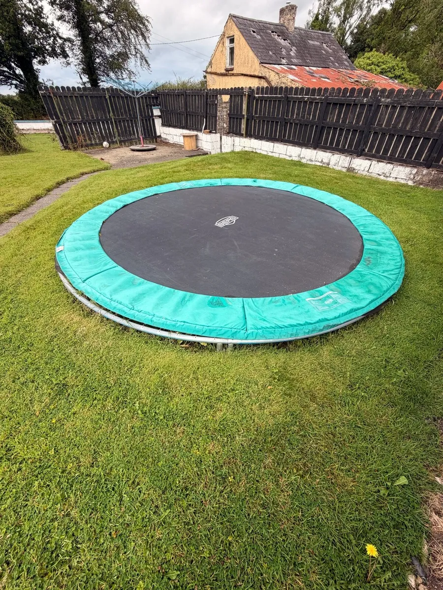 Berg In ground Trampoline - Image 3