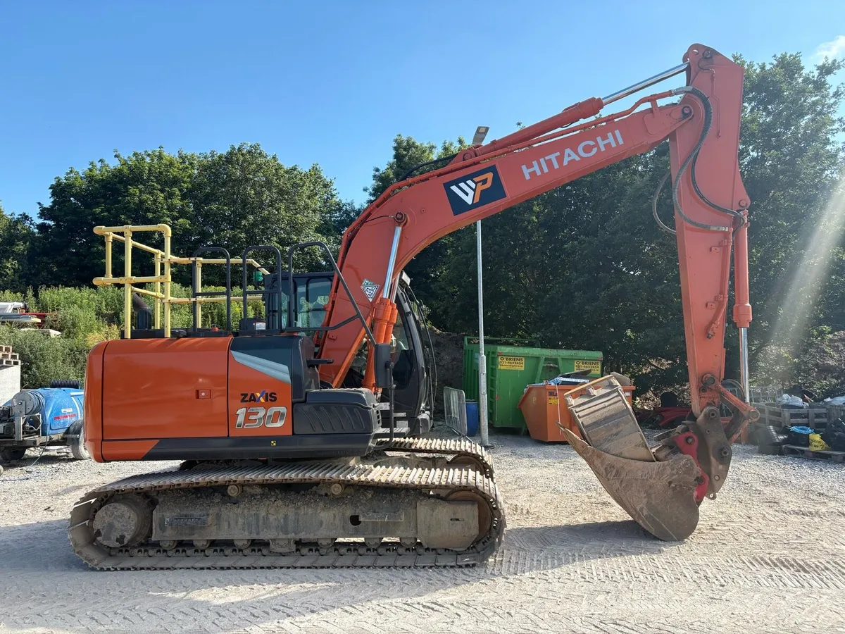 Hitachi 130-7 - Image 2
