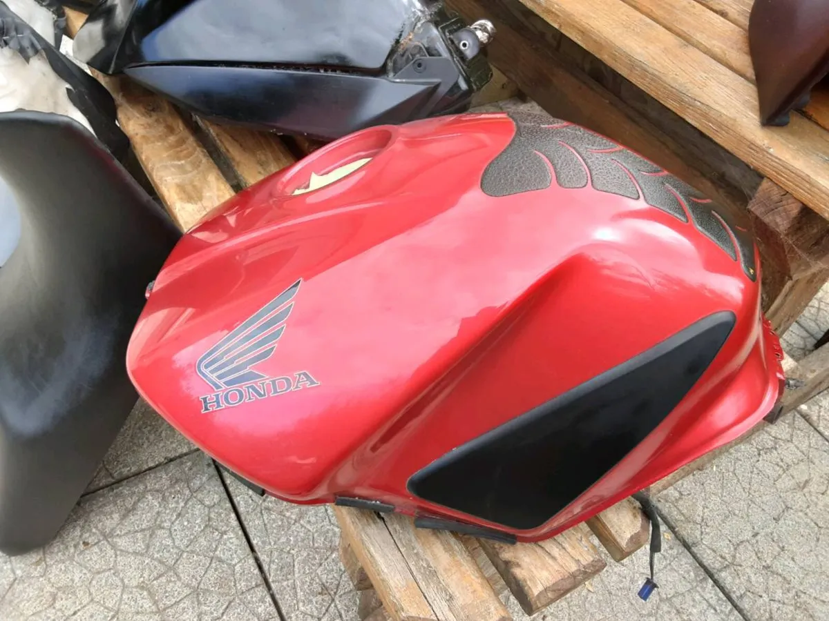 Various Tanks & Seats for sale - Image 3