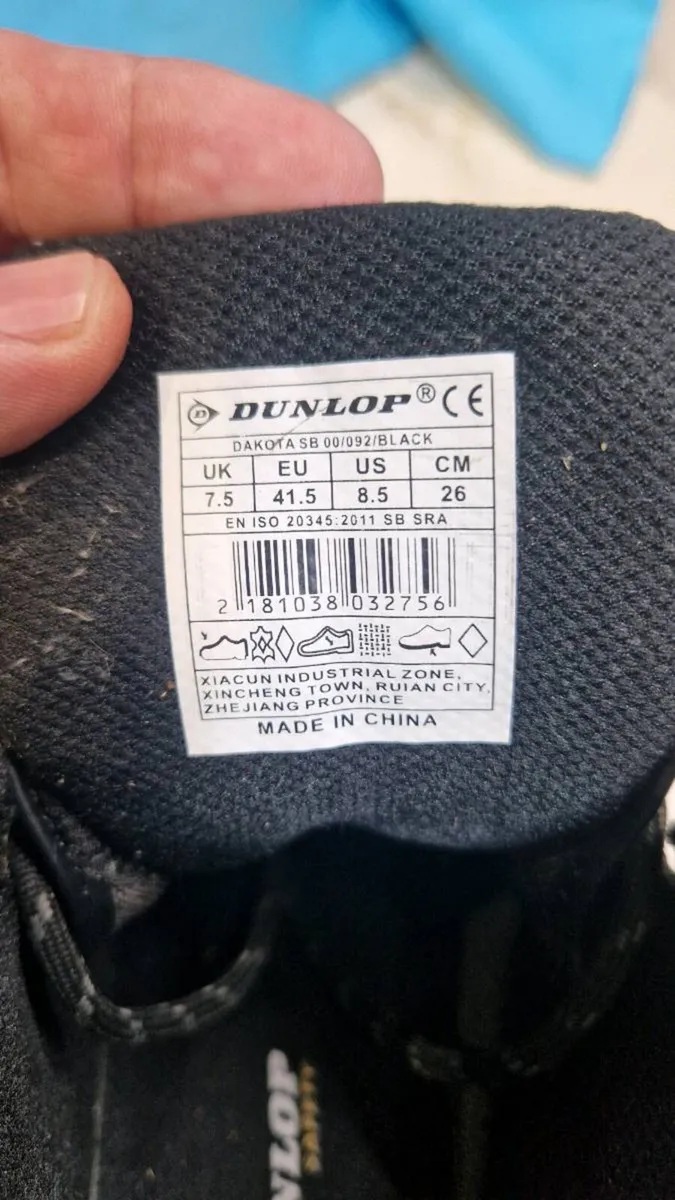Dunlop Safety Boots — Steel Toe  Size UK 7.5 - Image 3