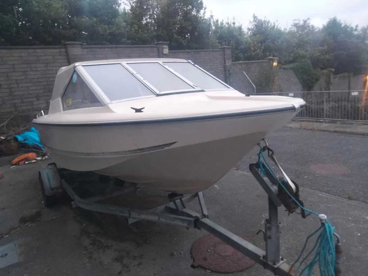 Fletcher speed boat - Image 3