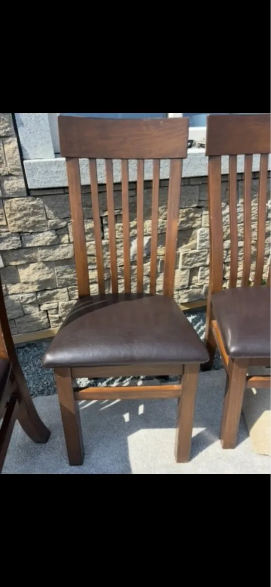 Kitchen table & chairs - Image 4