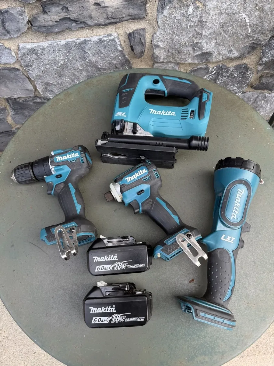 Like New Brushless Makita tools Set