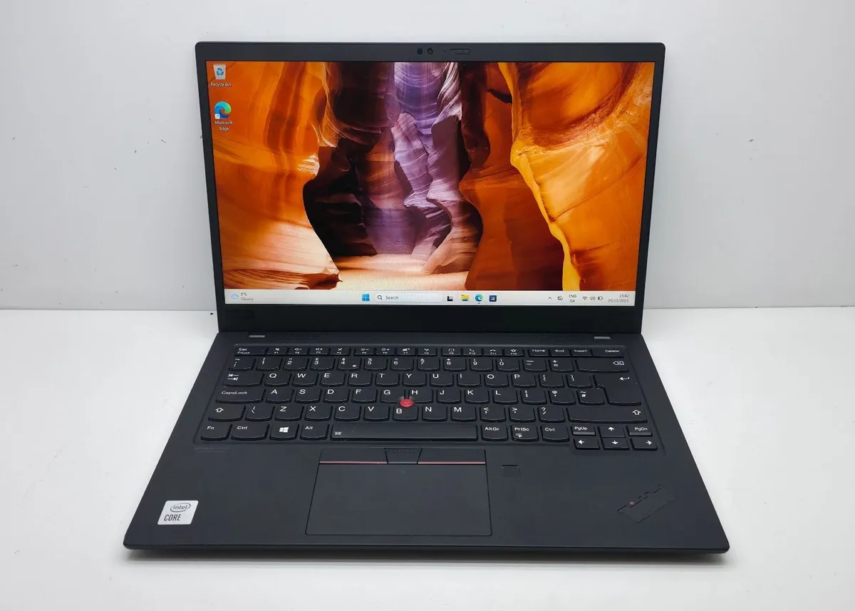 Lenovo ThinkPad X1 Carbon G8- i7-10gen/16GB Laptop