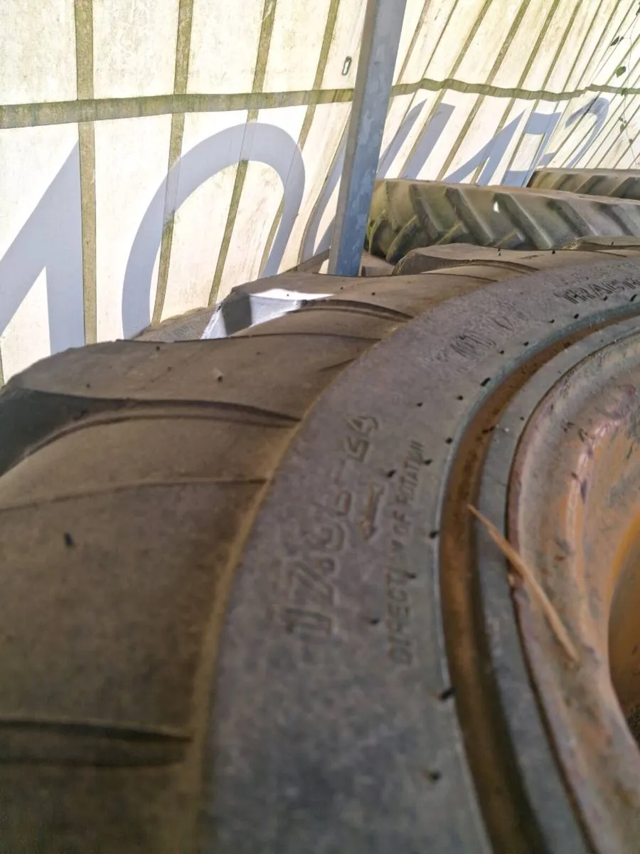 Wheels and tyres - Image 3