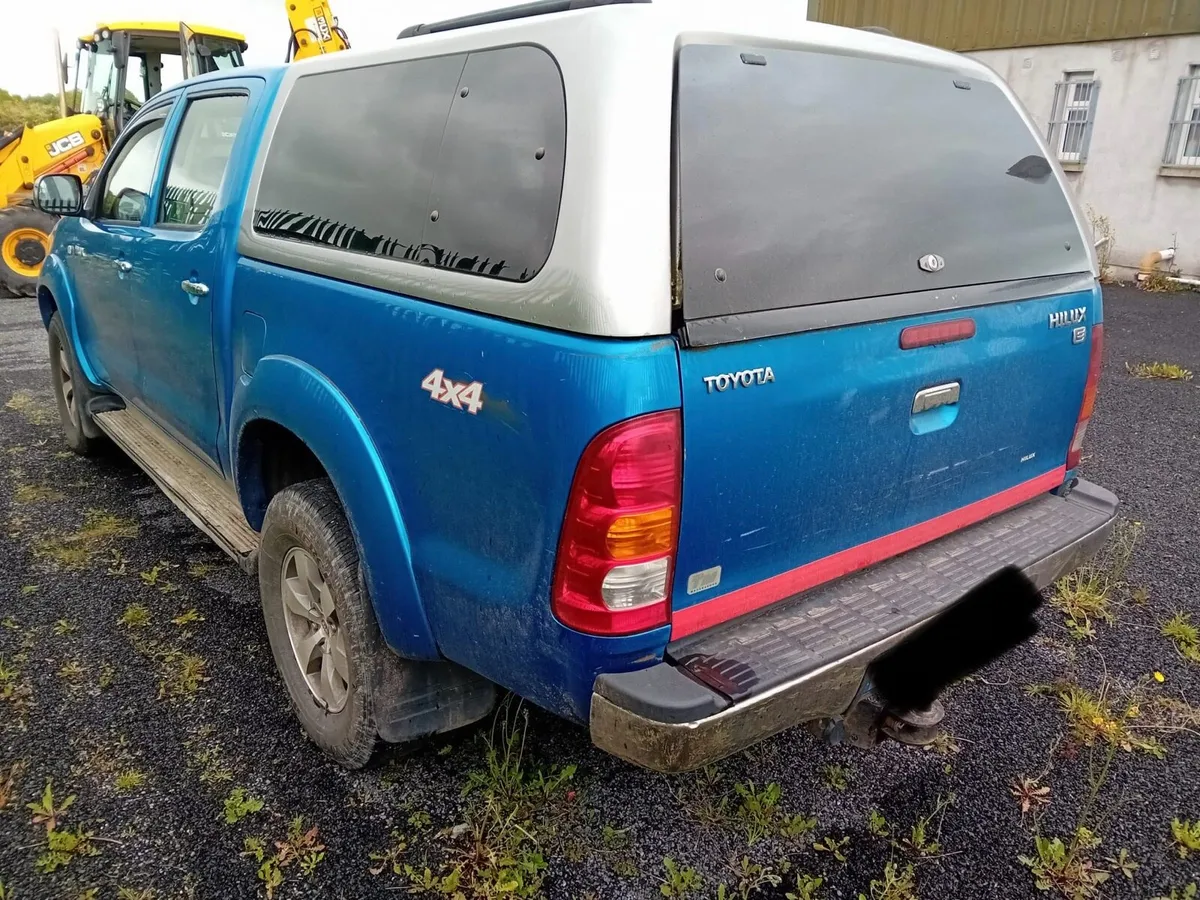 Toyota Hilux 2005 - Image 3