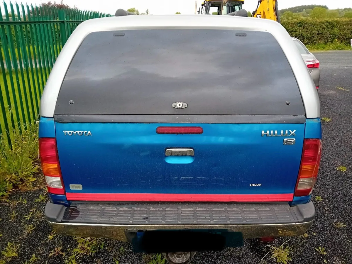 Toyota Hilux 2005 - Image 4