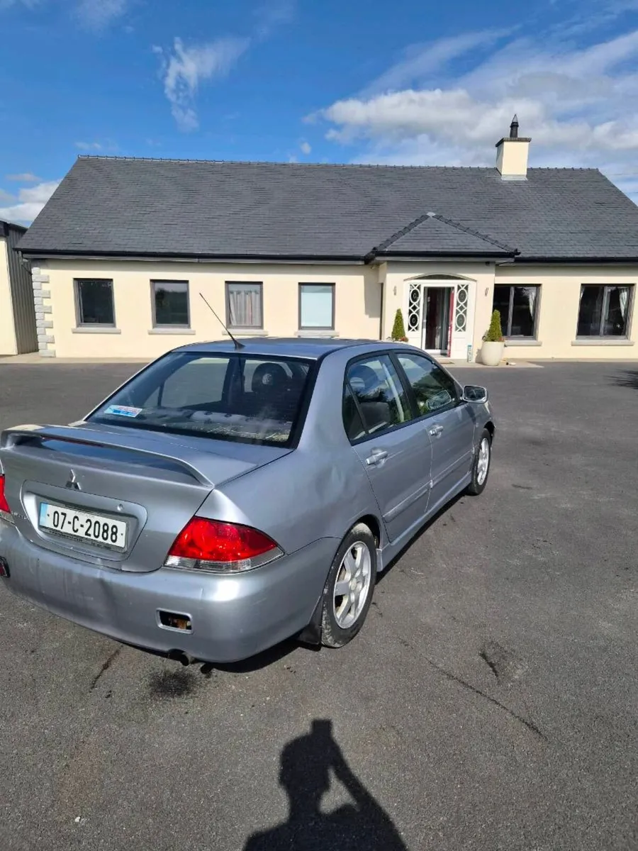 Mitsubishi lancer - Image 4