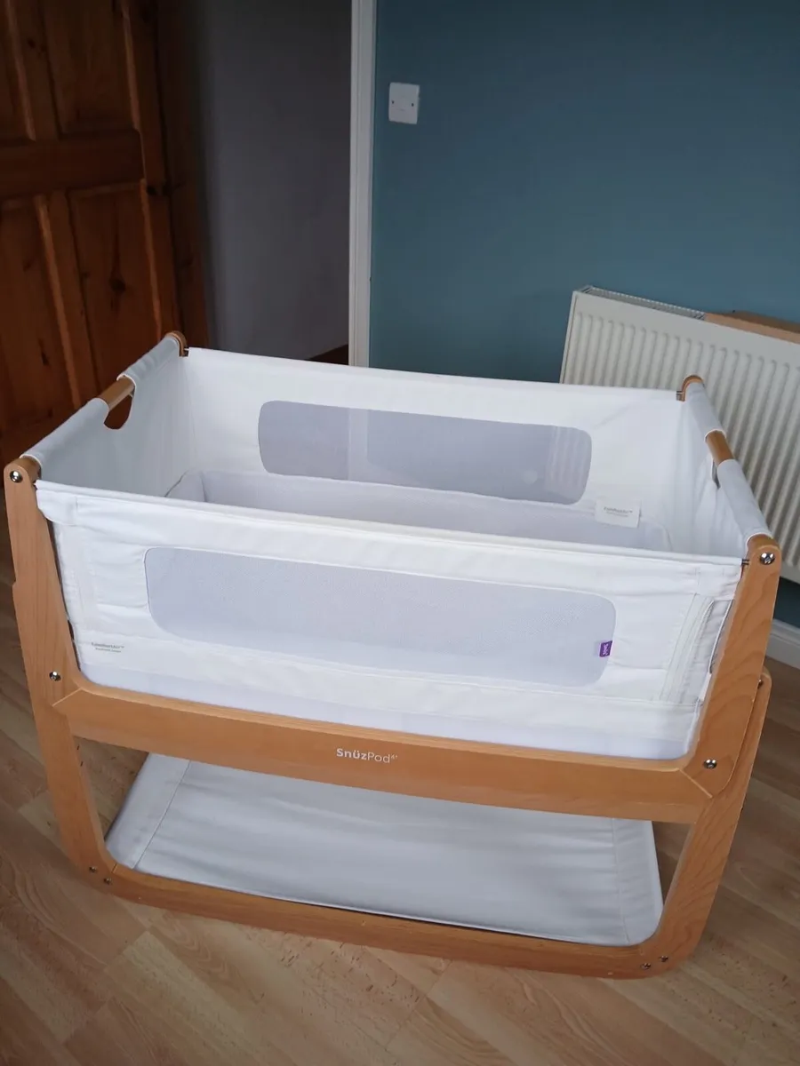 SnuzPod 4 Bedside Crib - Image 3