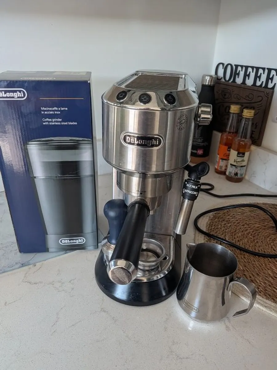 Delonghi Dedica Coffee Machine and Grinder - Image 1