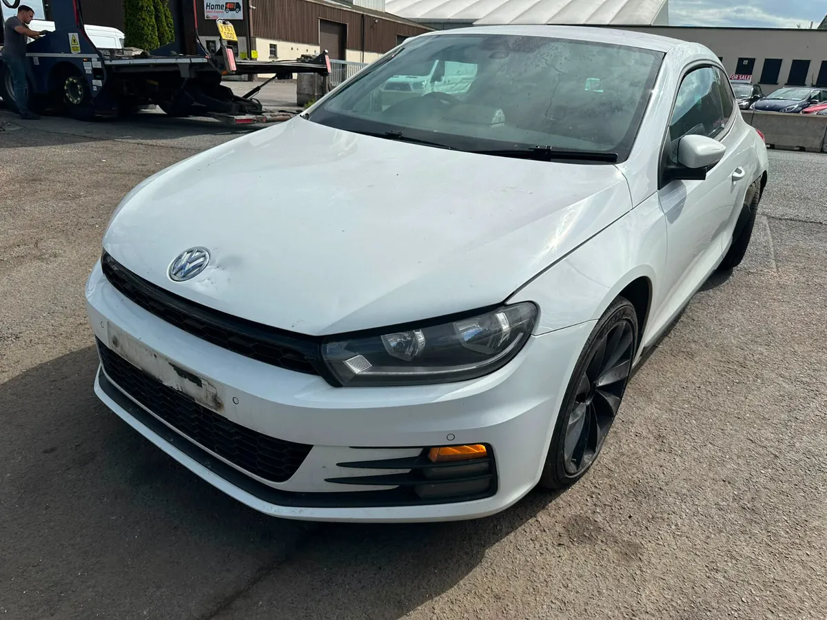 14 VW SCIROCCO  GT 2.0 TDI (CUU) FOR BREAKING - Image 2