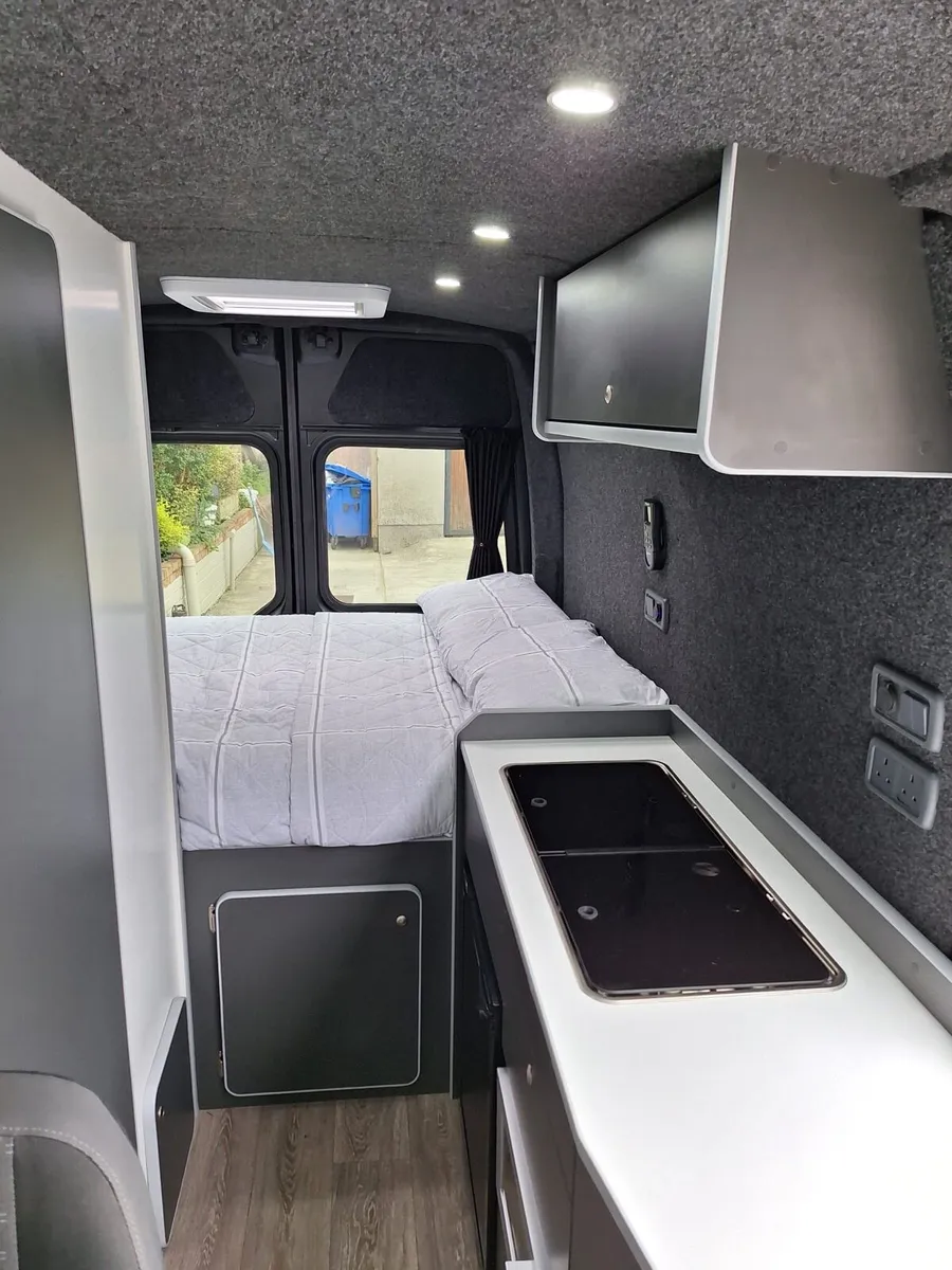 Campervan - Image 4