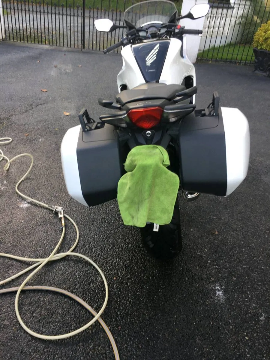 Honda vfr1200f - Image 4