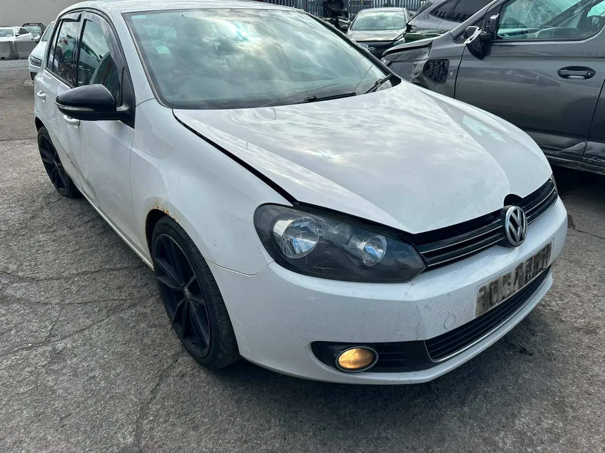 12 VOLKSWAGEN GOLF  2.0 TDI (CFF) FOR BREAKING - Image 1