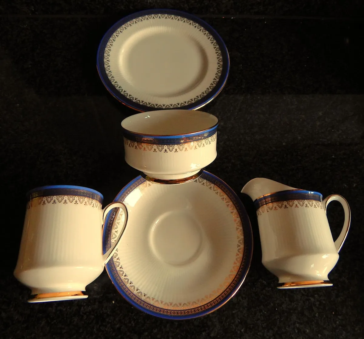 20 Piece Paragon Fine Bone China Coffee Set - Image 4