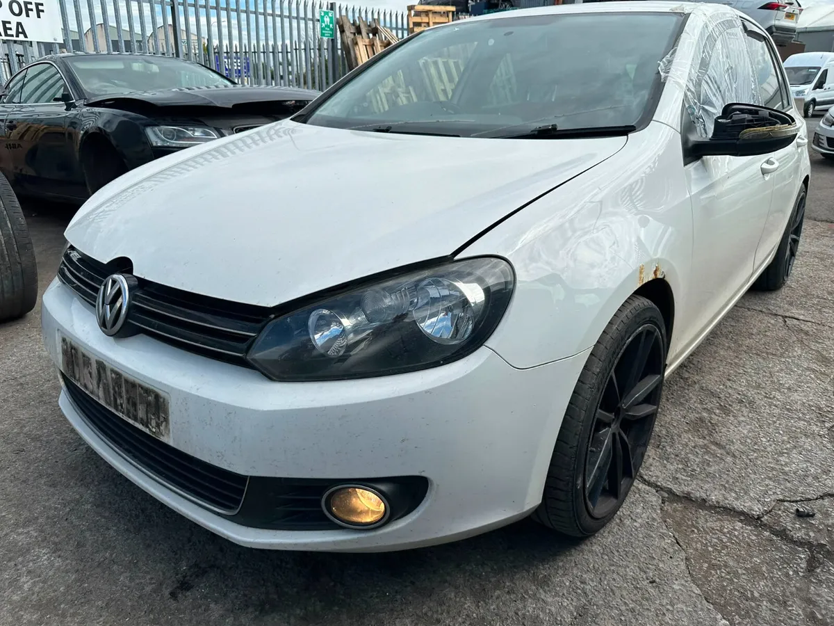 12 VOLKSWAGEN GOLF  2.0 TDI (CFF) FOR BREAKING - Image 2