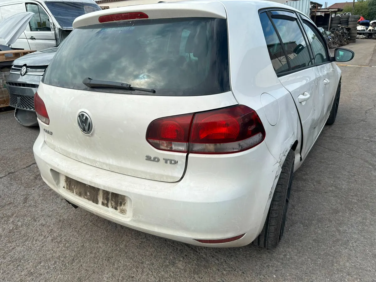 12 VOLKSWAGEN GOLF  2.0 TDI (CFF) FOR BREAKING - Image 3